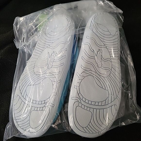 Speedo Kids Hybrid Water Shoes Boys Size XL 11 / 12 Blue Turquoise NEW - Picture 8 of 11